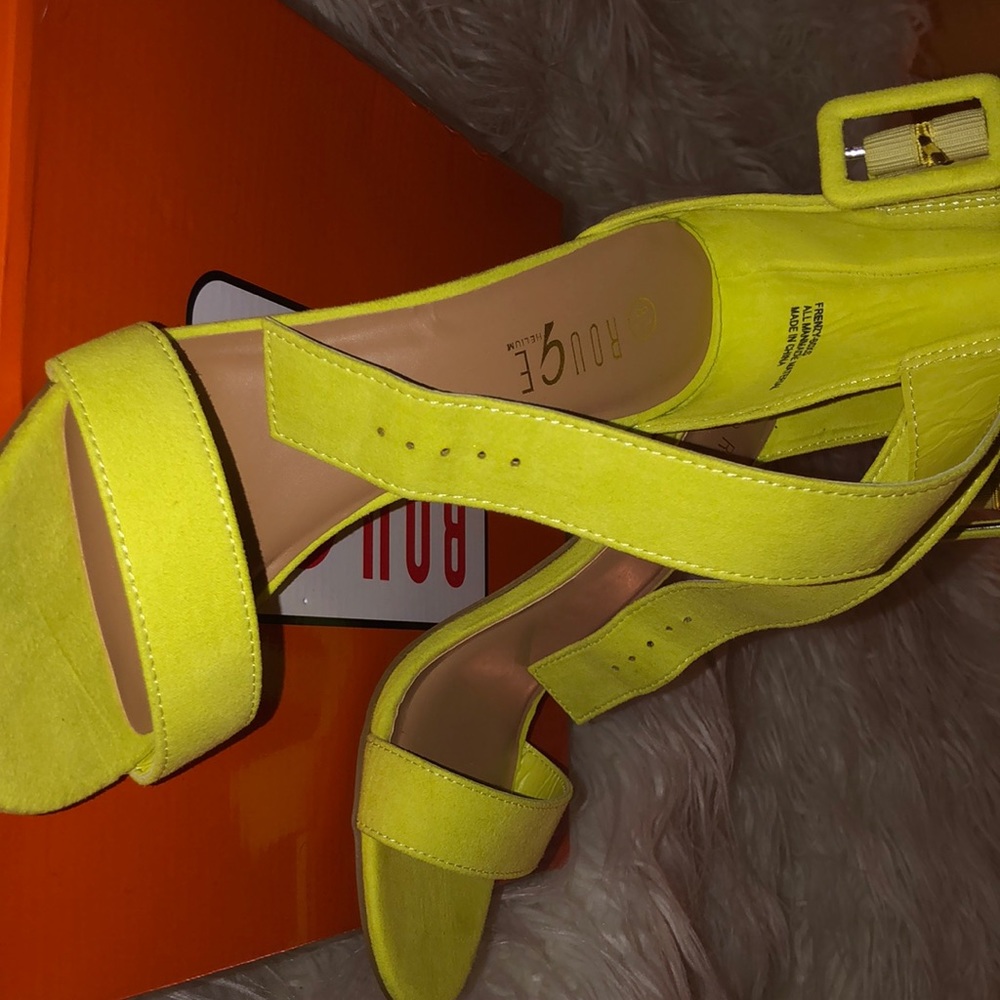 NEON YELLOW HEELS